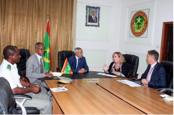 Le ministre de la Défense s'entretient avec la représentante spéciale de l'UE pour le Sahel Le ministre de la Défense s'entretient avec la représentante spéciale de l'UE pour le Sahel