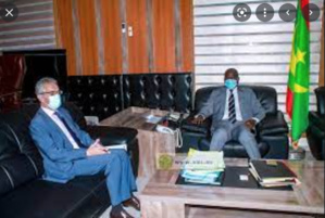 Le ministre de l'Intérieur discute avec l'Ambassadeur de France des moyens de renforcer la coopération entre les deux pays Le ministre de l'Intérieur discute avec l'Ambassadeur de France des moyens de renforcer la coopération entre les deux pays