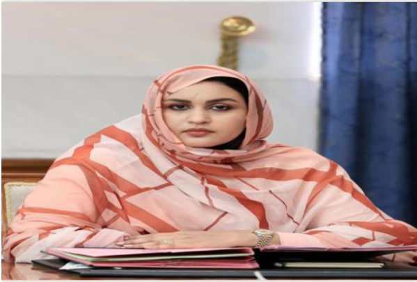 La ministre de l'Action sociale se rend au Niger pour participer au Sommet des filles africaines La ministre de l'Action sociale se rend au Niger pour participer au Sommet des filles africaines