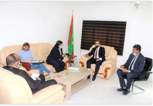 Le Commissaire aux Droits de l’Homme s’entretient avec une mission de l’agence espagnole de coopération internationale Le Commissaire aux Droits de l’Homme s’entretient avec une mission de l’agence espagnole de coopération internationale