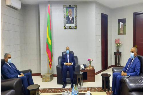 Le ministre des Affaires étrangères s’entretient avec l’ambassadeur libyen à Nouakchott Le ministre des Affaires étrangères s’entretient avec l’ambassadeur libyen à Nouakchott