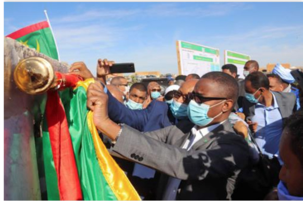 Bassikounou : Le Premier ministre donne le coup d’envoi de la mise en exploitation d’un certain nombre de barrages Bassikounou : Le Premier ministre donne le coup d’envoi de la mise en exploitation d’un certain nombre de barrages