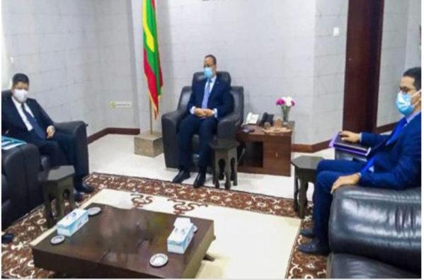 Le ministre des Affaires étrangères s’entretient avec l’ambassadeur de Chine Le ministre des Affaires étrangères s’entretient avec l’ambassadeur de Chine