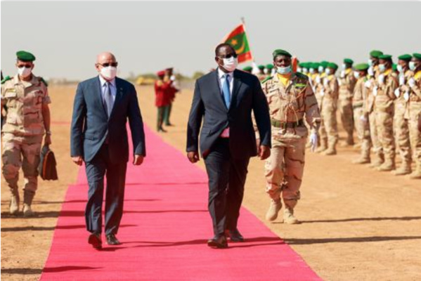 Le Président de la République et son homologue arrivent à Rosso Le Président de la République et son homologue arrivent à Rosso