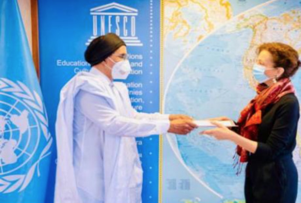 Le chevronné diplomate Cheikhna Nenni présente ses lettres de créances à la DG de l'Unesco