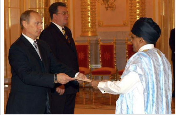 Notre ambassadeur à Moscou présente ses lettres de créances Notre ambassadeur à Moscou présente ses lettres de créances