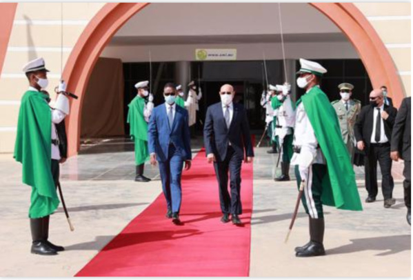 Départ du Président de la République pour la Turquie Départ du Président de la République pour la Turquie