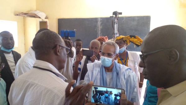Vidéo : pour son soutien à la caravane médicale, S.E.M Cheikhna Nenni Moulaye Zeine à l'honneur à Bababe