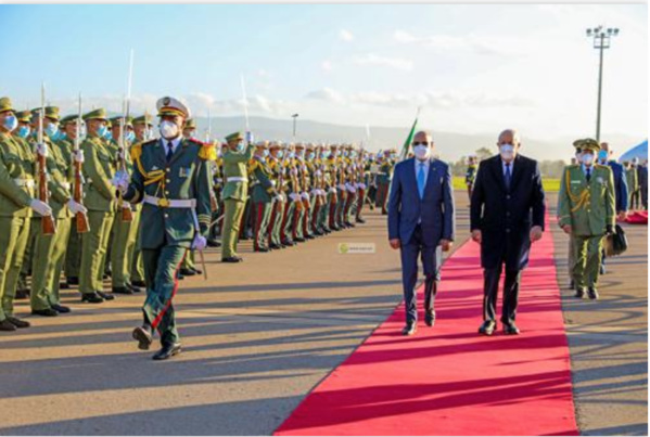 Arrivée du Président de la République à Alger Arrivée du Président de la République à Alger