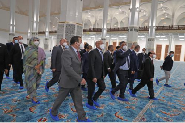 Le Président de la République visite la Grande Mosquée d’Alger