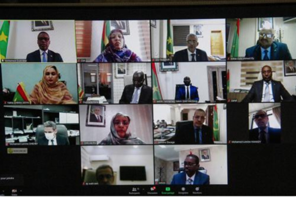 Le Premier ministre préside une réunion Comité Interministériel chargé du Dispositif National de Prévention et de Réponse aux Crises Alimentaire Le Premier ministre préside une réunion Comité Interministériel chargé du Dispositif National de Prévention et de Réponse aux Crises Alimentaire