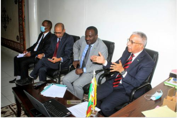 Le ministre de la culture s'entretient avec le directeur général du bureau de l'UNESCO à Rabat Le ministre de la culture s'entretient avec le directeur général du bureau de l'UNESCO à Rabat