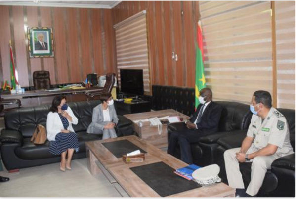 Le ministre de l'Intérieur reçoit le directeur général de la Garde civile espagnole Le ministre de l'Intérieur reçoit le directeur général de la Garde civile espagnole