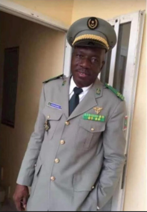 Adieu mon colonel par Ely Ould Krombele