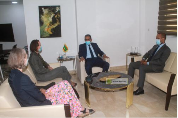 Le ministre de la Transition numérique reçoit l'ambassadrice de la République fédérale d'Allemagne Le ministre de la Transition numérique reçoit l'ambassadrice de la République fédérale d'Allemagne