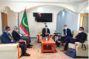 Le Président de l’Autorité de la Zone France de Nouadhibou reçoit une délégation de l’Union Européenne Le Président de l’Autorité de la Zone France de Nouadhibou reçoit une délégation de l’Union Européenne