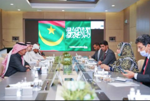 La ministre du Commerce se réunit avec le ministre saoudien de l’Industrie La ministre du Commerce se réunit avec le ministre saoudien de l’Industrie