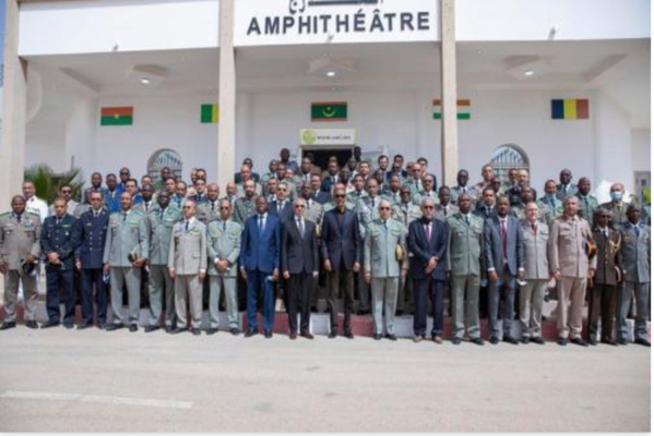 Le Président rwandais visite le collège de défense du G5 Sahel Le Président rwandais visite le collège de défense du G5 Sahel