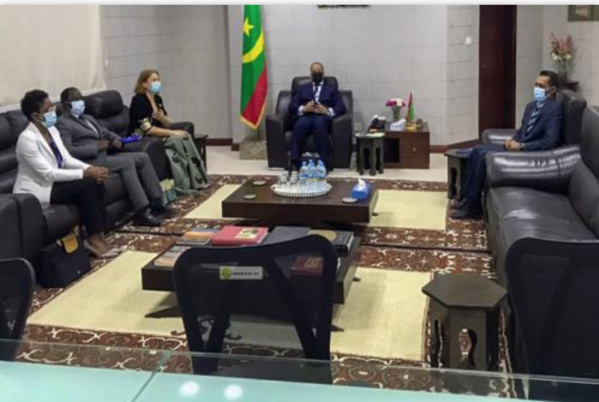 Le ministre des Affaires étrangères reçoit la directrice régionale adjointe de l’Organisation internationale pour la Migration Le ministre des Affaires étrangères reçoit la directrice régionale adjointe de l’Organisation internationale pour la Migration