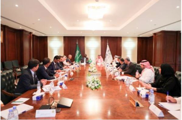 Riyad : Signature d’un accord de financement pour l’approvisionnement de la ville de Kiffa en eau potable à partir du fleuve Sénégal Riyad : Signature d’un accord de financement pour l’approvisionnement de la ville de Kiffa en eau potable à partir du fleuve Sénégal