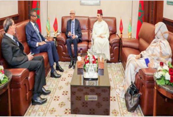 Le Premier ministre effectue une visite de courtoisie à la Chambre des représentants du Maroc Le Premier ministre effectue une visite de courtoisie à la Chambre des représentants du Maroc