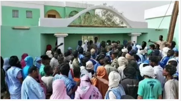 Bassikinou : manifs pour révéler le sort des mauritaniens disparus...Photos Bassikinou : manifs pour révéler le sort des mauritaniens disparus...Photos