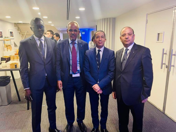 Son excellence Cheikna Ould Nenni avec, de gauche à droite, avec les ambassadeurs sénégalais, tunisien et djiboutien