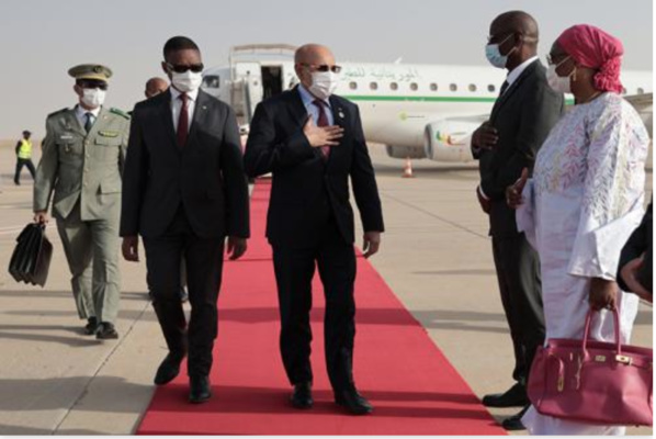 Le Président de la République regagne la capitale en provenance de Dakar Le Président de la République regagne la capitale en provenance de Dakar