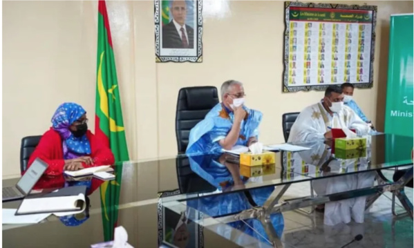 Deux jours après sa nomination, le nouveau ministre de la santé a réuni les directeurs des hôpitaux Deux jours après sa nomination, le nouveau ministre de la santé a réuni les directeurs des hôpitaux