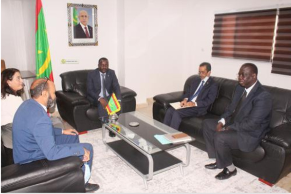 Le ministre de l’élevage s'entretient avec la représentante de la Banque mondiale Le ministre de l’élevage s'entretient avec la représentante de la Banque mondiale