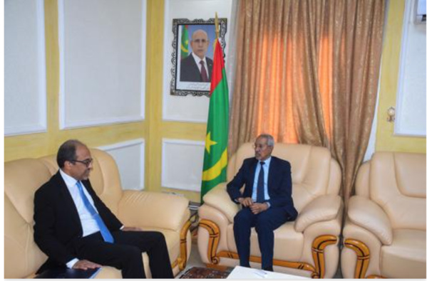 Le ministre de la Défense s’entretient avec l’ambassadeur tunisien