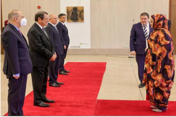 L'ambassadrice de Mauritanie à Chypre présente ses lettres de créance L'ambassadrice de Mauritanie à Chypre présente ses lettres de créance