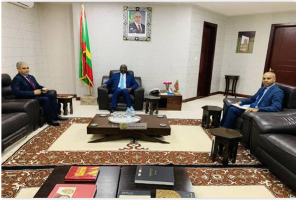 Le ministre des Affaires étrangères reçoit l'ambassadeur de Libye Le ministre des Affaires étrangères reçoit l'ambassadeur de Libye