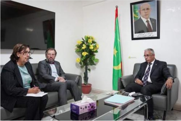 Le ministre de la Santé reçoit un haut responsable de l'ambassade du Royaume d'Espagne