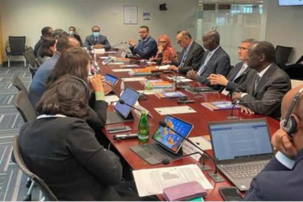 La délégation mauritanienne à Washington s'entretient avec le directeur adjoint de la Banque mondiale La délégation mauritanienne à Washington s'entretient avec le directeur adjoint de la Banque mondiale