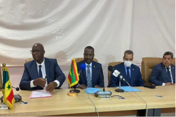 Signature d’un protocole d’accord d’exportation vers le Sénégal voisin de bêtes pour la fête de tabaski prochaine Signature d’un protocole d’accord d’exportation vers le Sénégal voisin de bêtes pour la fête de tabaski prochaine