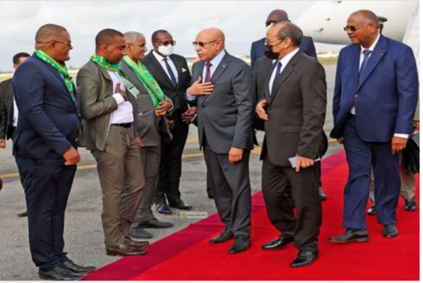 Le Président de la République arrive à Abidjan Le Président de la République arrive à Abidjan