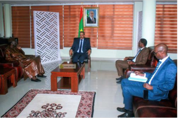 Le ministre du Commerce s’entretient avec l’ambassadeur malien Le ministre du Commerce s’entretient avec l’ambassadeur malien