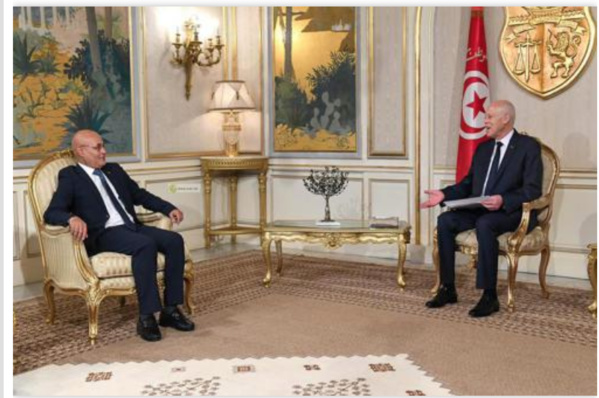 Le ministre de la Culture remet un message du président de la République à son homologue tunisien Le ministre de la Culture remet un message du président de la République à son homologue tunisien