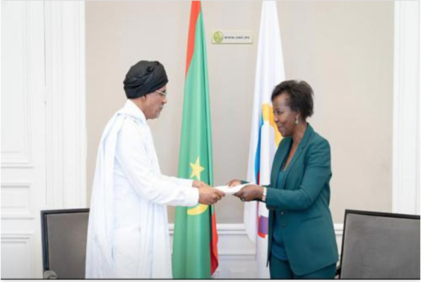 L’ambassadeur de Mauritanie auprès de la Francophonie présente ses lettres de créance