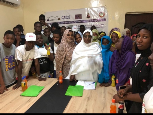 Lutte contre la violence et l’extrémisme chez les jeunes : des résultats probants notés dans la sensibilisation Lutte contre la violence et l’extrémisme chez les jeunes : des résultats probants notés dans la sensibilisation