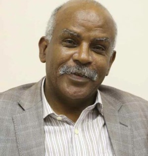 « Chaque fois que je visite un festival culturel je découvre un pavillon (pavillon, c’est trop dire) mauritanien des plus squelettique » « Chaque fois que je visite un festival culturel je découvre un pavillon (pavillon, c’est trop dire) mauritanien des plus squelettique »