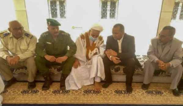 Le wali du Brakna présente les condoléances du Président de la République à la famille d'Ehel Cheikh Abdellahi