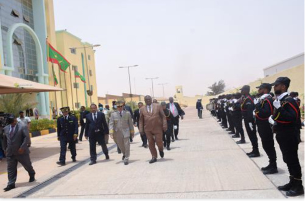 Le ministre soudanais de l'Intérieur effectue une visite à la Direction générale de la Sécurité nationale