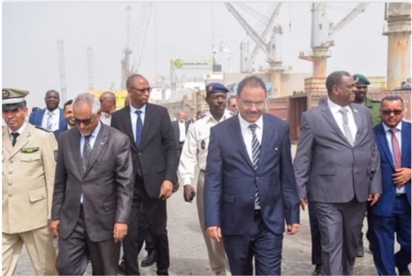 Visite du ministre soudanais de l'Intérieur au Port Autonome de Nouakchott Visite du ministre soudanais de l'Intérieur au Port Autonome de Nouakchott