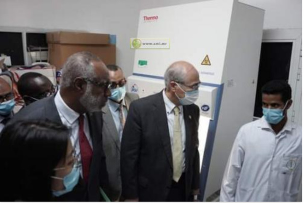 Le ministère de la Santé reçoit du matériel médical fourni par le gouvernement japonais Le ministère de la Santé reçoit du matériel médical fourni par le gouvernement japonais