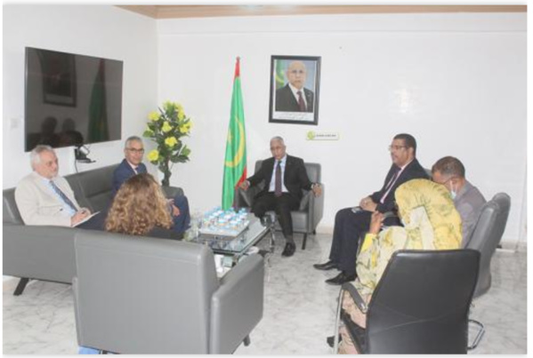 Le ministre de la Santé reçoit l'ambassadeur de France Le ministre de la Santé reçoit l'ambassadeur de France