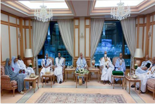 Le Président de la République reçoit à la Mecque la mission officielle du Hajj et les représentants des pèlerins
