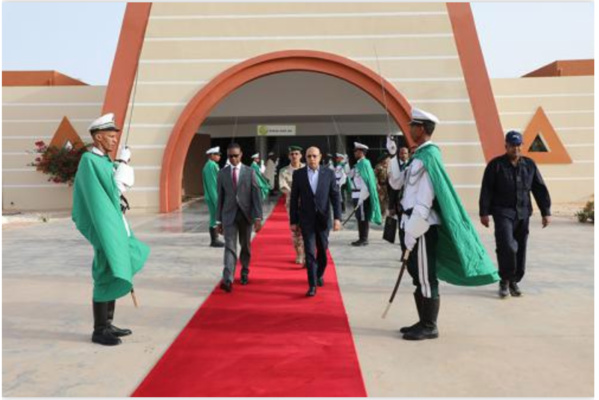 Départ du Président de la République pour Tamichekett Départ du Président de la République pour Tamichekett