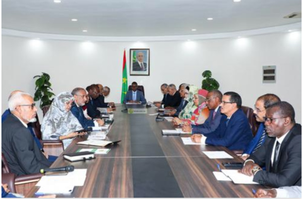 Le Premier ministre préside une réunion du comité interministériel chargé du suivi des crises et des catastrophes naturelles Le Premier ministre préside une réunion du comité interministériel chargé du suivi des crises et des catastrophes naturelles